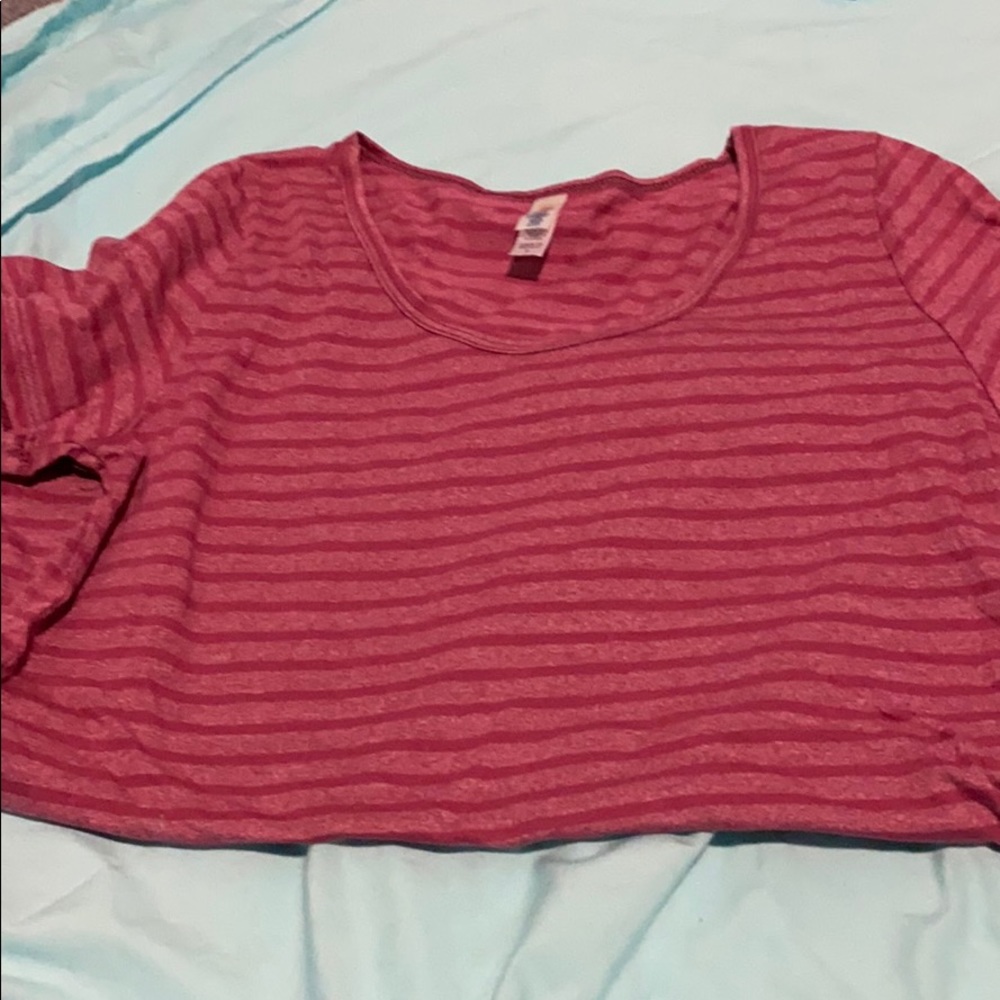 Lularoe classic tee